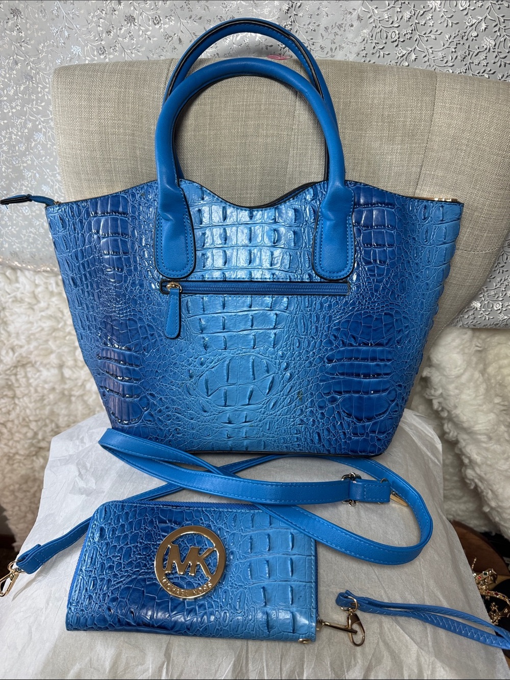Michael Kors Bright Blue Croc-Embossed Tote with Wristlet - Picture 2 of 9